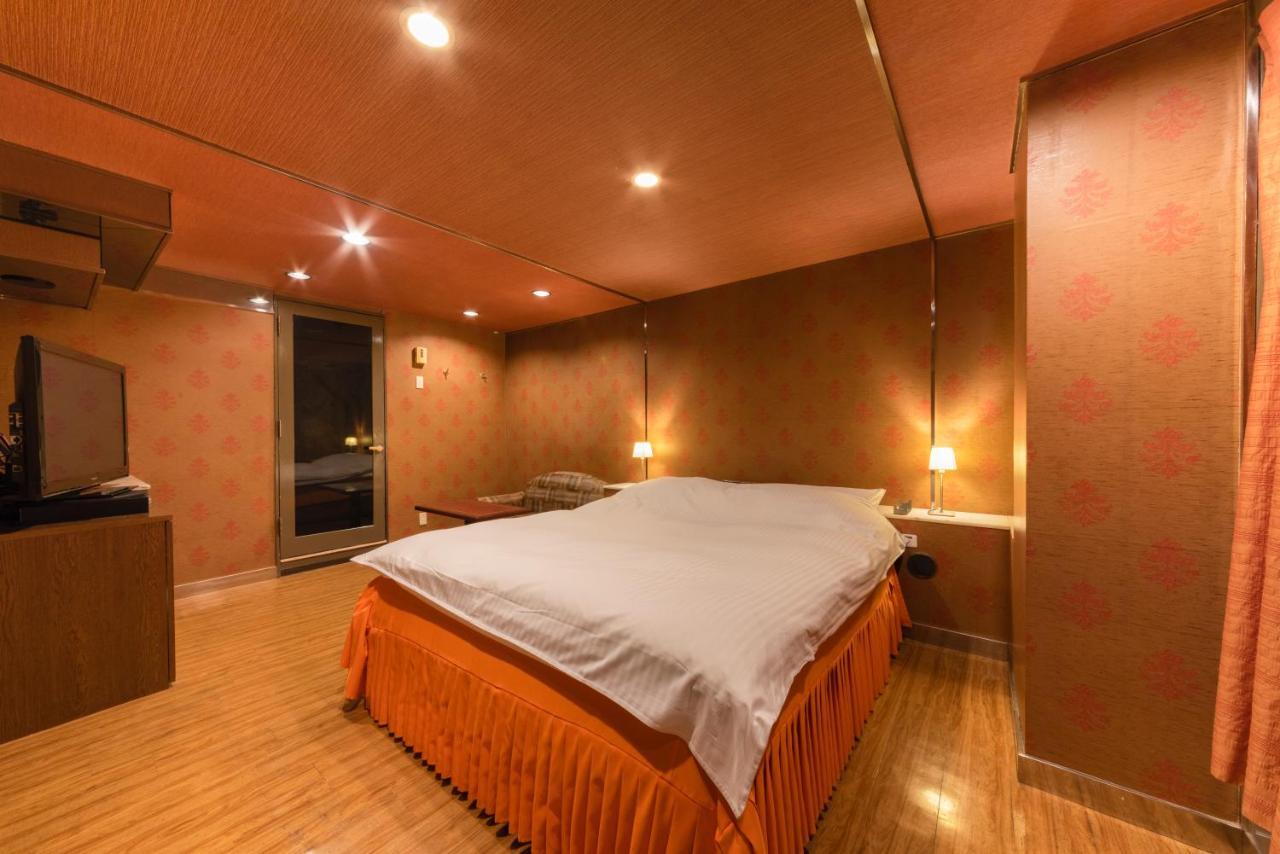 Hotel Chapel Story Sakaihigashi (Adults Only) Sakai  Zewnętrze zdjęcie