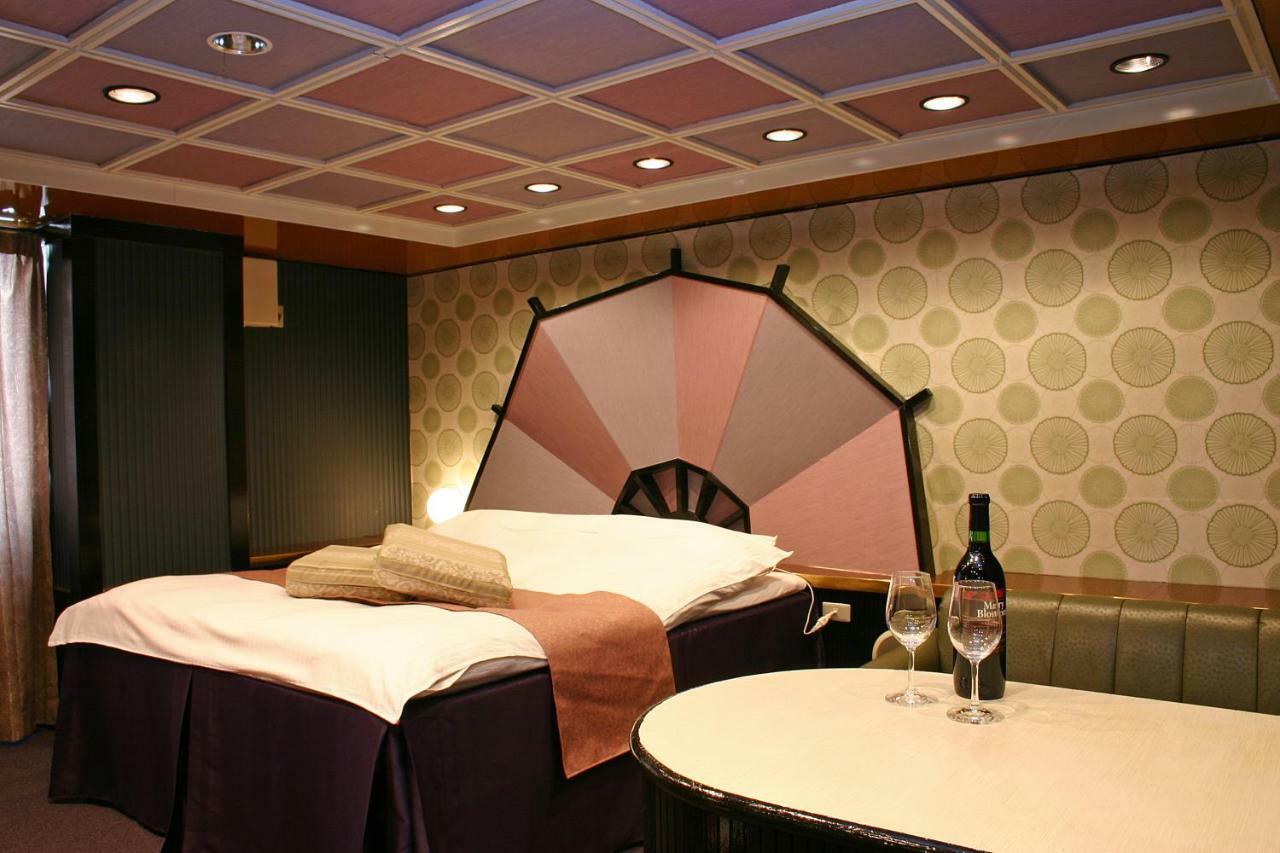 Hotel Chapel Story Sakaihigashi (Adults Only) Sakai  Zewnętrze zdjęcie