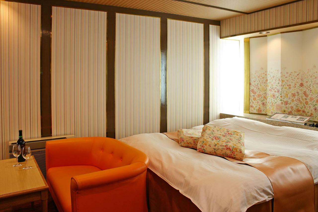 Hotel Chapel Story Sakaihigashi (Adults Only) Sakai  Zewnętrze zdjęcie